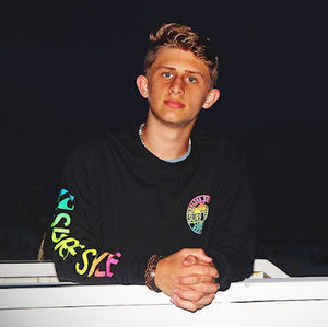 Meet your Posher, Carter